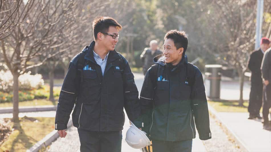 img_We offer_Chinese technicians park