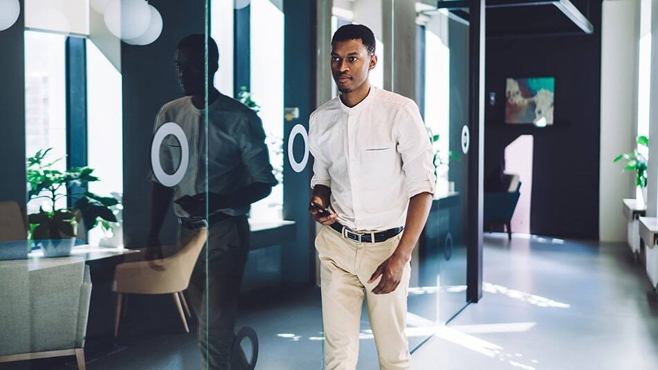 משבר האנרגיה הנוכחי הוא תזכורת מוחלטת לכבות את האורות והאוורור כאשר אינם בשימוש, באמצעות חיישני תפוסה וטכנולוגיה חכמה כדי להפוך את השימוש לאוטומטי